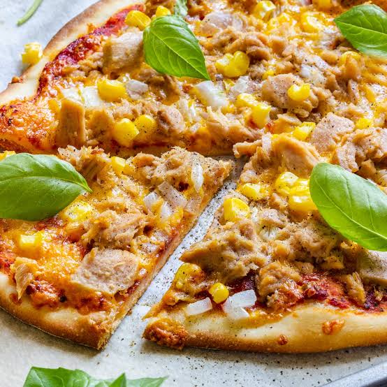 Tuna Pizza/ቱና ፒዛ