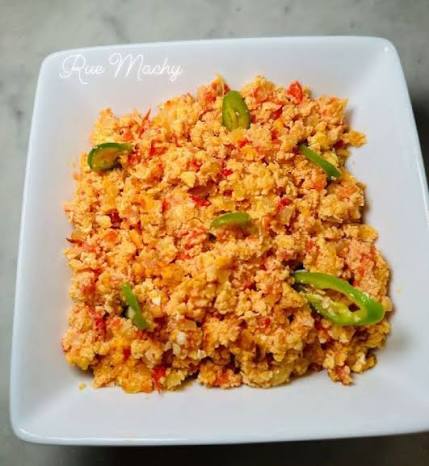 Scrambel Egg/እንቁላል ፍርፍር