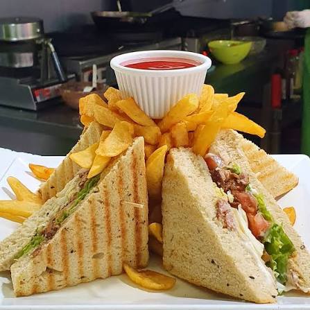 Club sandwich/ክለብ ሳንድዊች